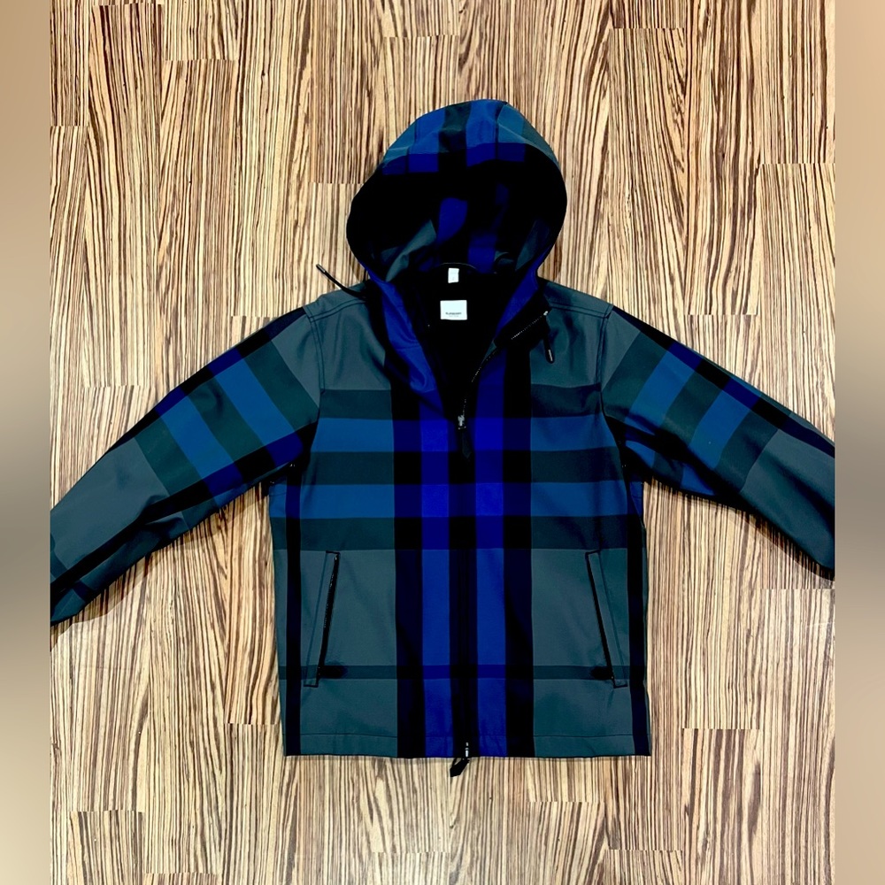 Burberry Rain Jacket size S